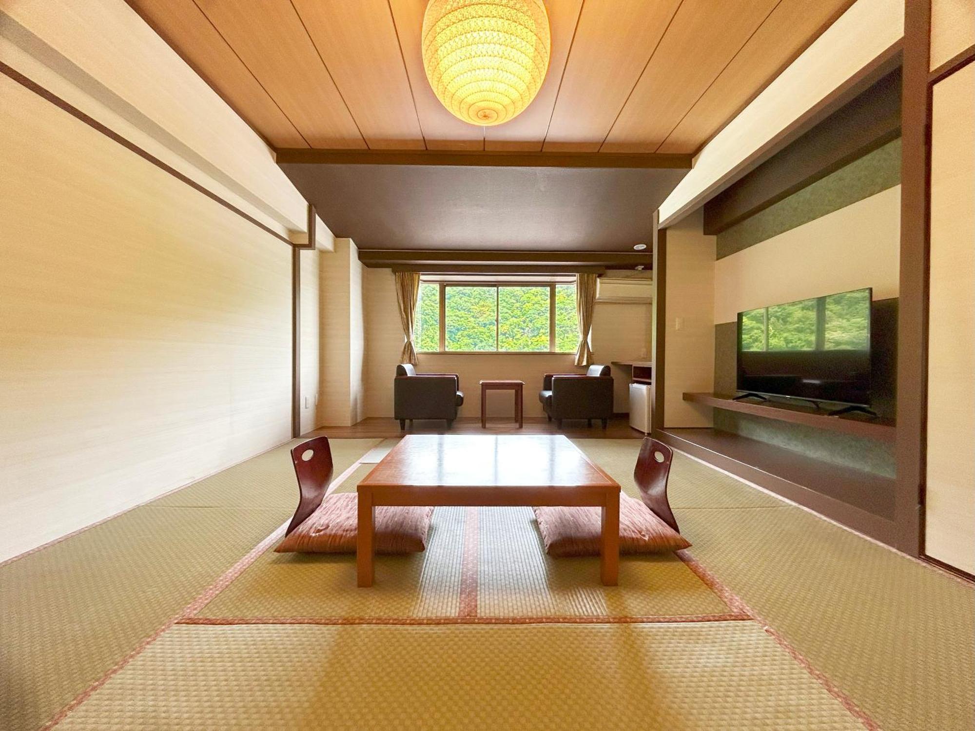 HOTEL 伊東園ホテル 箱根湯本, 箱根町