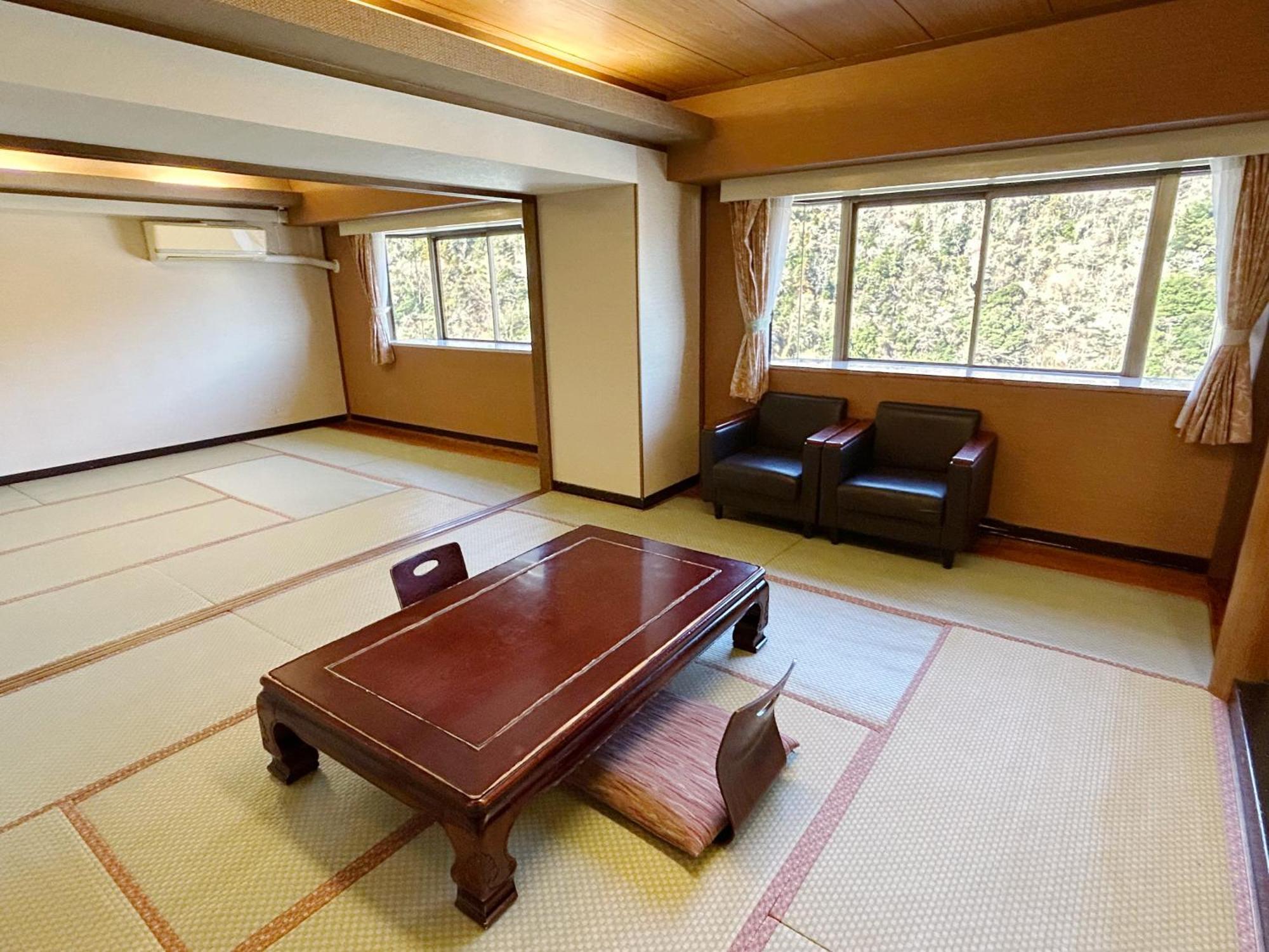 HOTEL 伊東園ホテル 箱根湯本, 箱根町